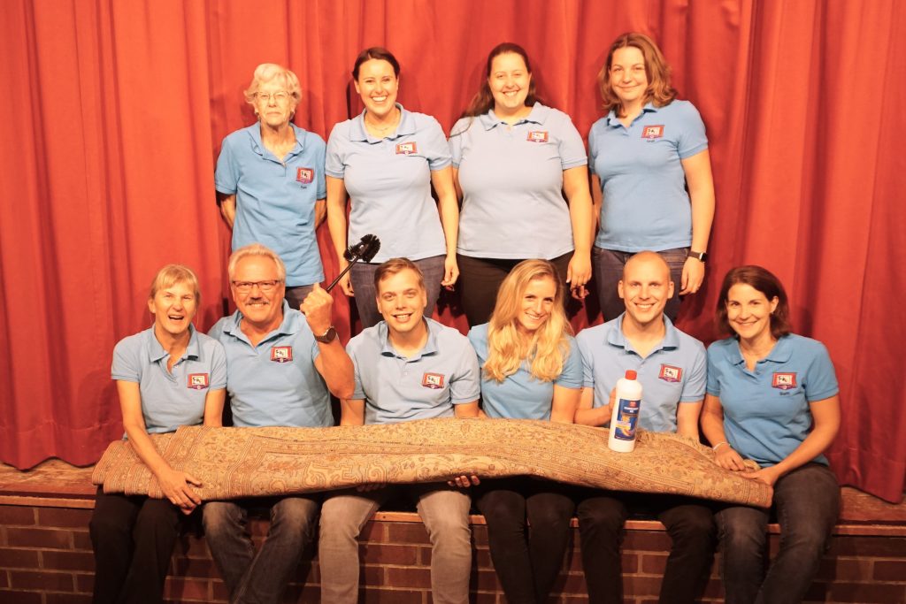 Gruppenbild der Oktober-Crew